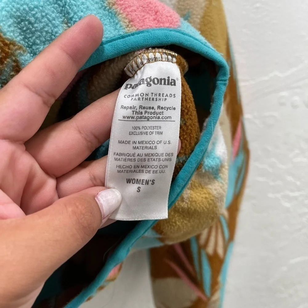 Patagonia Synchilla Lightweight Feather Dance Sweater - Picture 3 of 4